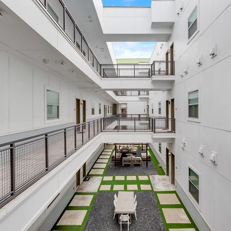 Contemporary 2Br I Gym I Parking I Workspace Dallas Buitenkant foto