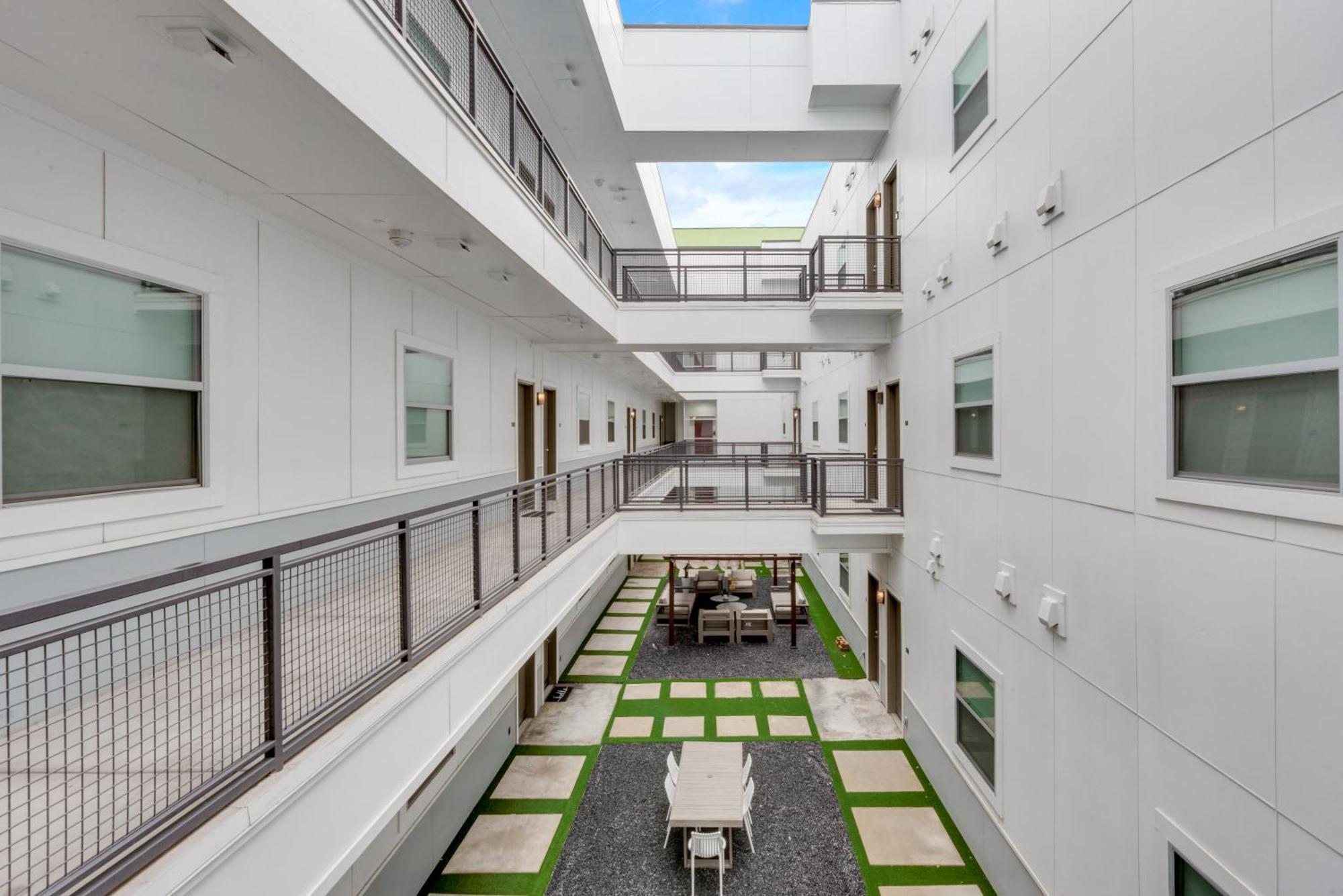 Contemporary 2Br I Gym I Parking I Workspace Dallas Buitenkant foto
