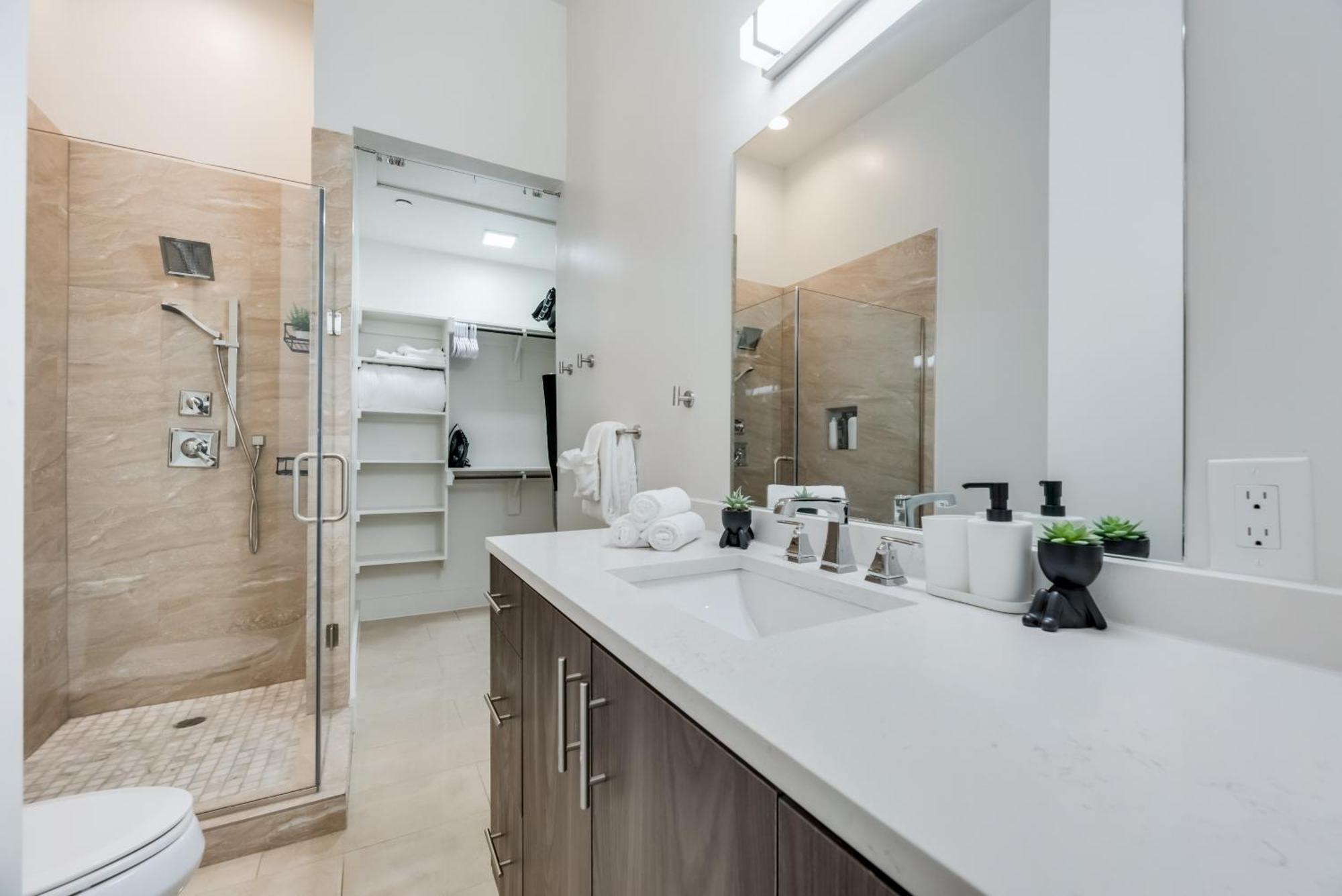 Contemporary 2Br I Gym I Parking I Workspace Dallas Buitenkant foto